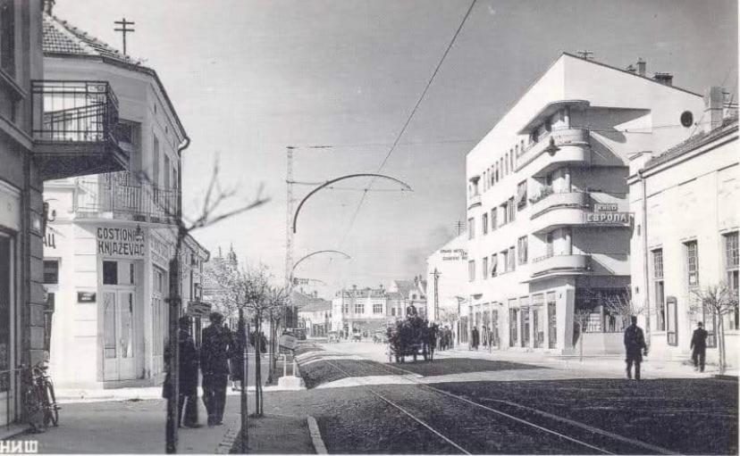 Center Retro Apartment Ni Exterior foto